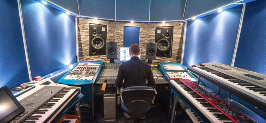 How To Soundproof Your Music Production Studio?