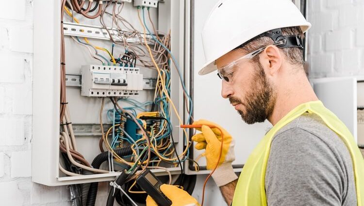How to Find a Specialized Electrician