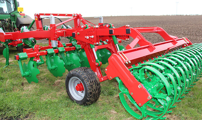 Tractor Farm Equipment with Main Function of Seed and Fertilizer