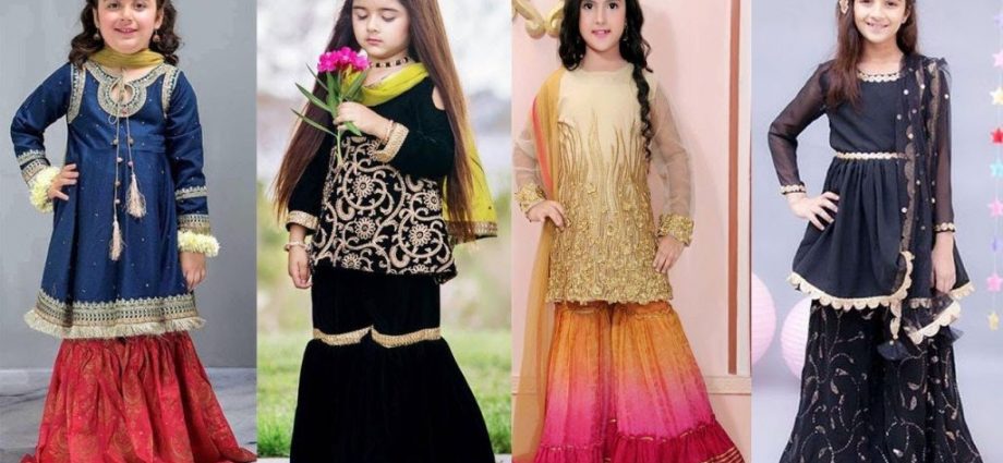 What kind of clothes do Pakistani children wear