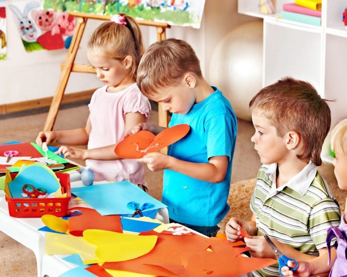 Montessori or Traditional Education: Which is Better?