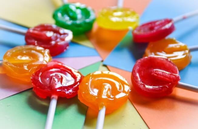 Instructions to Make Lollipops without Corn Syrup