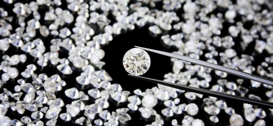 How Your Business Can Benefit From A Diamond Scanner