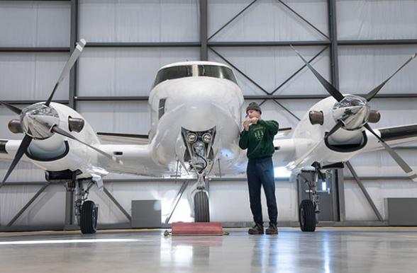 How to become an Aircraft Maintenance Engineer