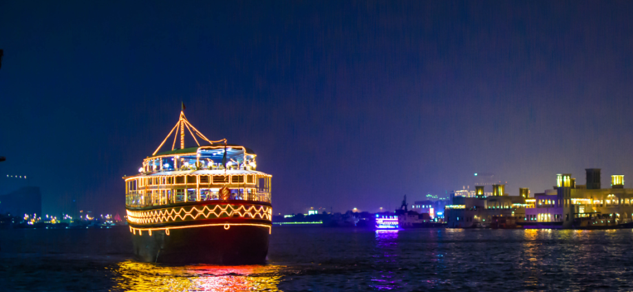 Dhow Cruise Dubai