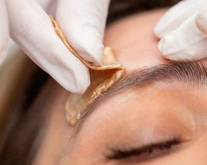 Threading Vs waxing