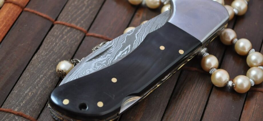 Folding Knife