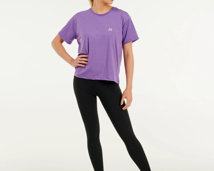 Purple oversize t shirt